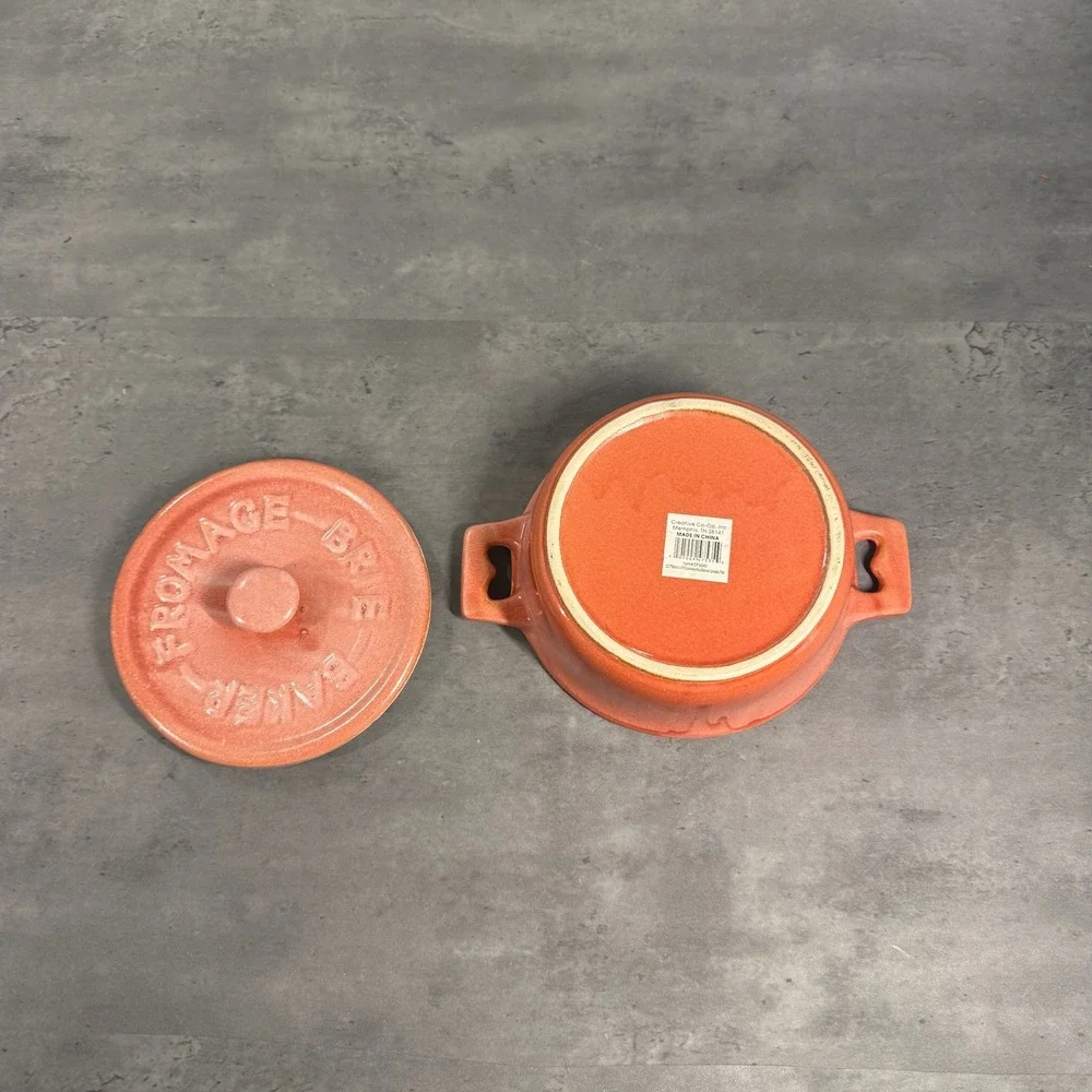Brie Baker Stonware Rose Glazed‎ Ceramic Heart Handle Fromage